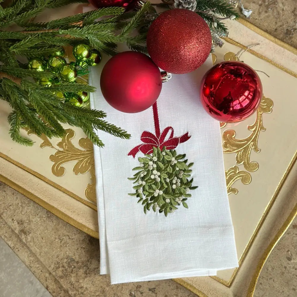 Holiday 2026 Gift Guide, Party Outfits & Entertaining Ideas | Leah Bailey Interiors
