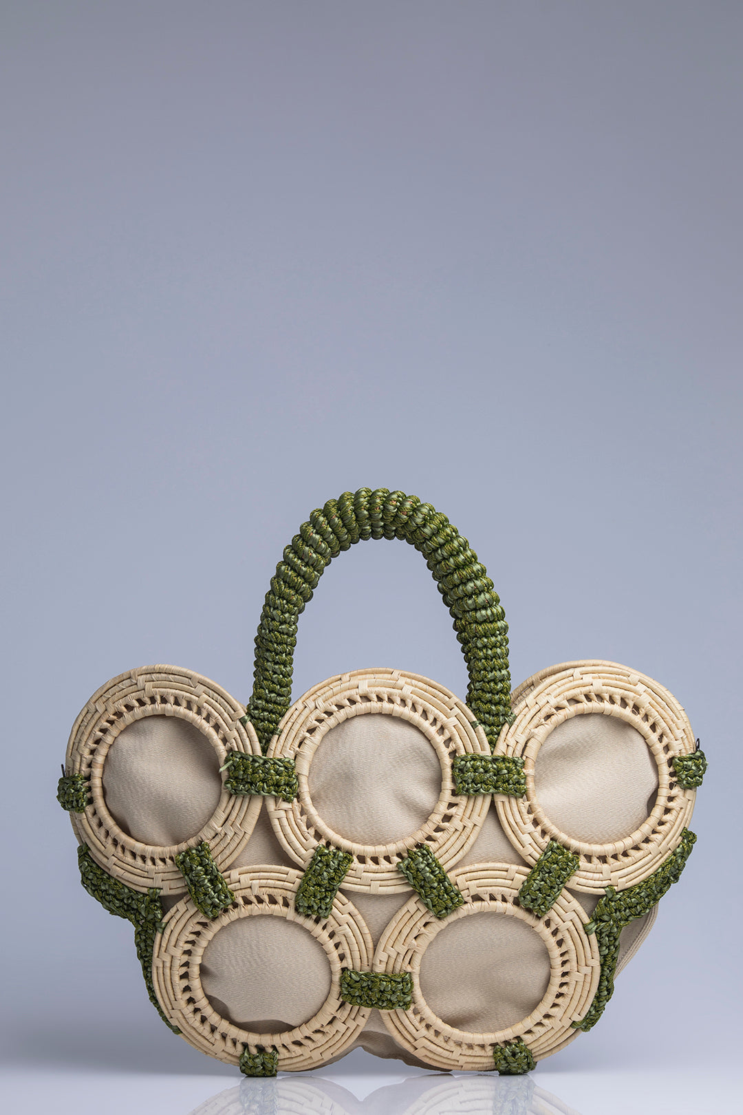 Cooling Up Your Style: 2024 Summer Accessory Trends