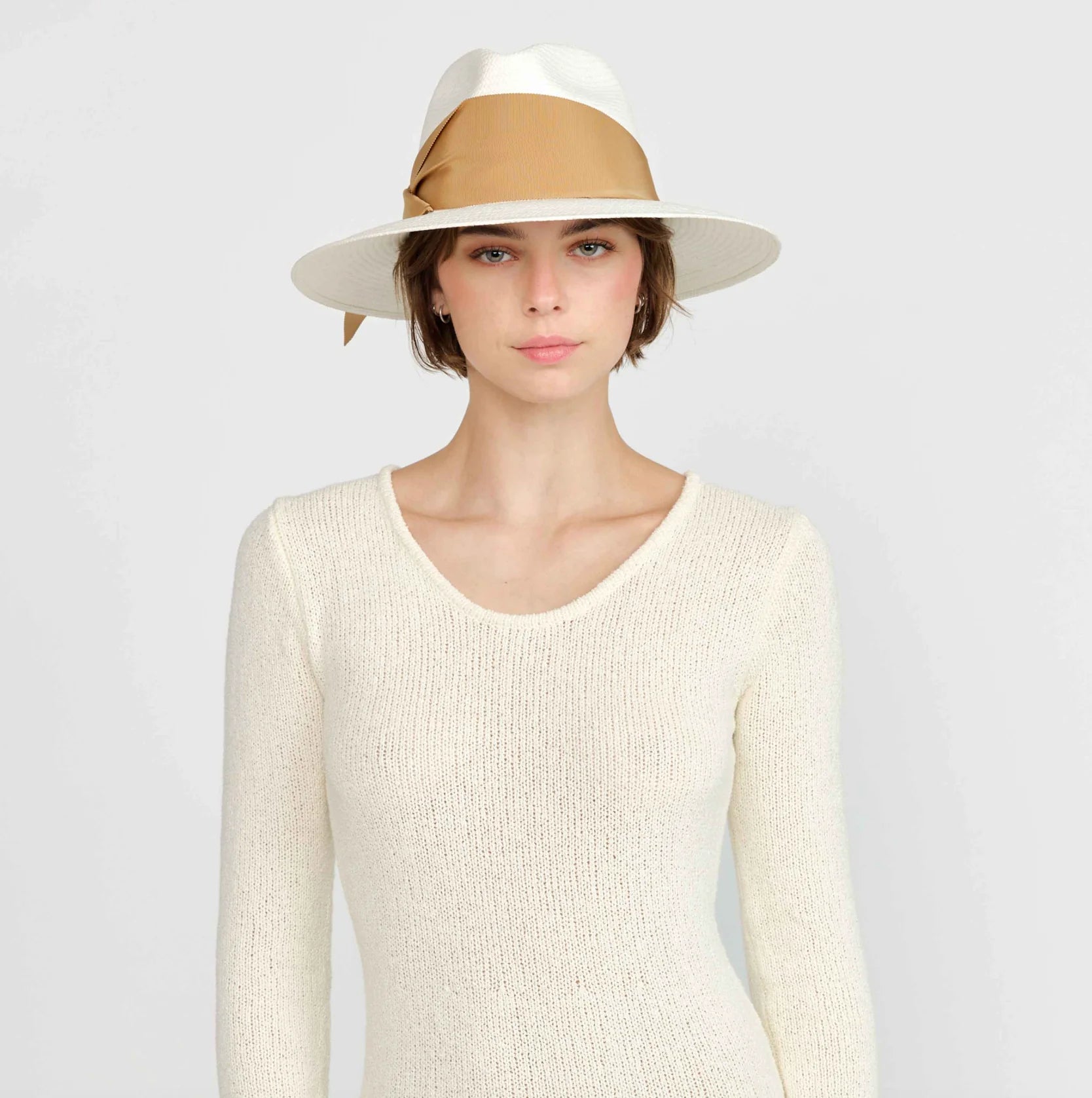 Gardenia Hat: White/Tan