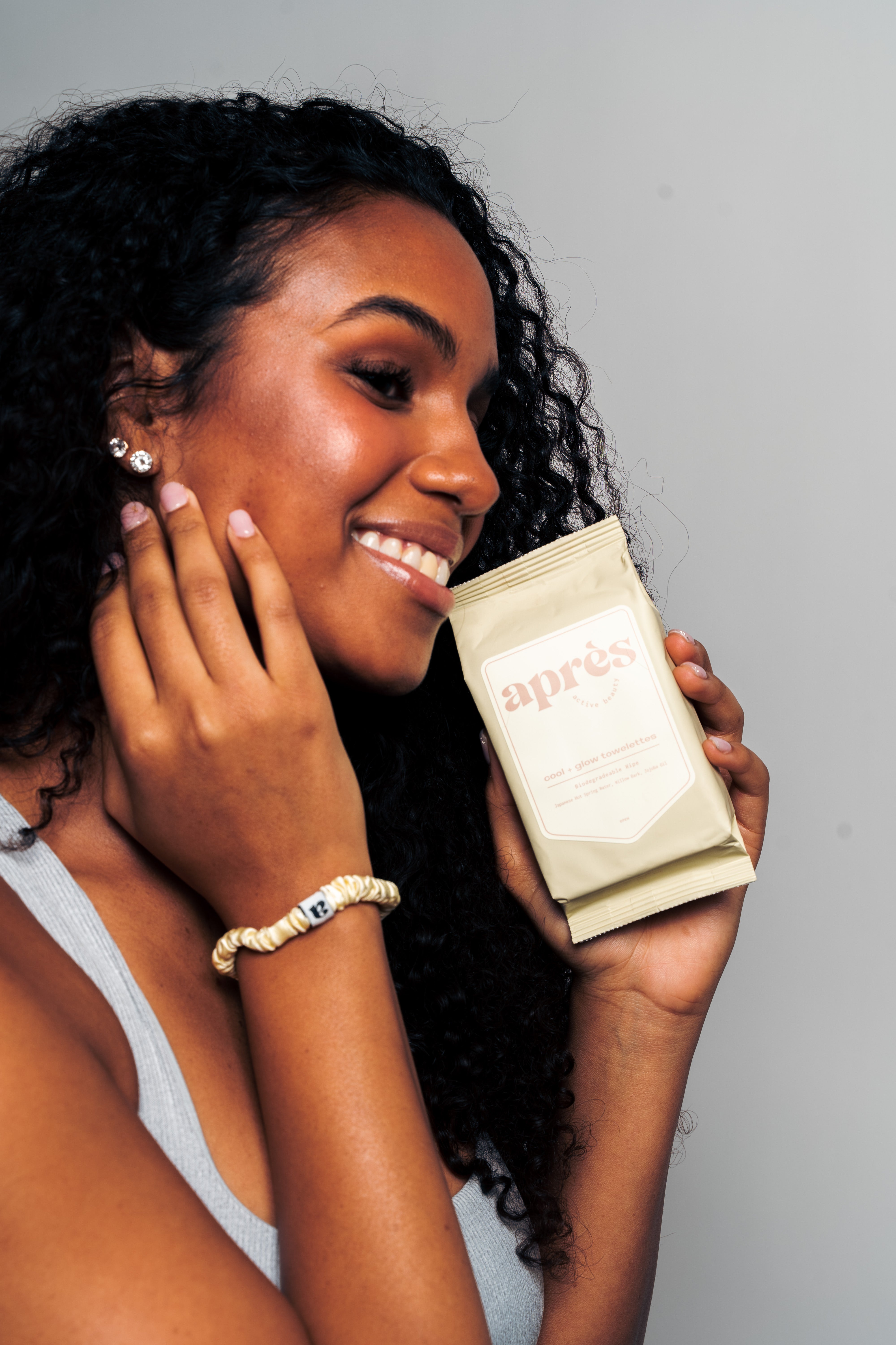 Apres Beauty Cool & Glow Towelettes