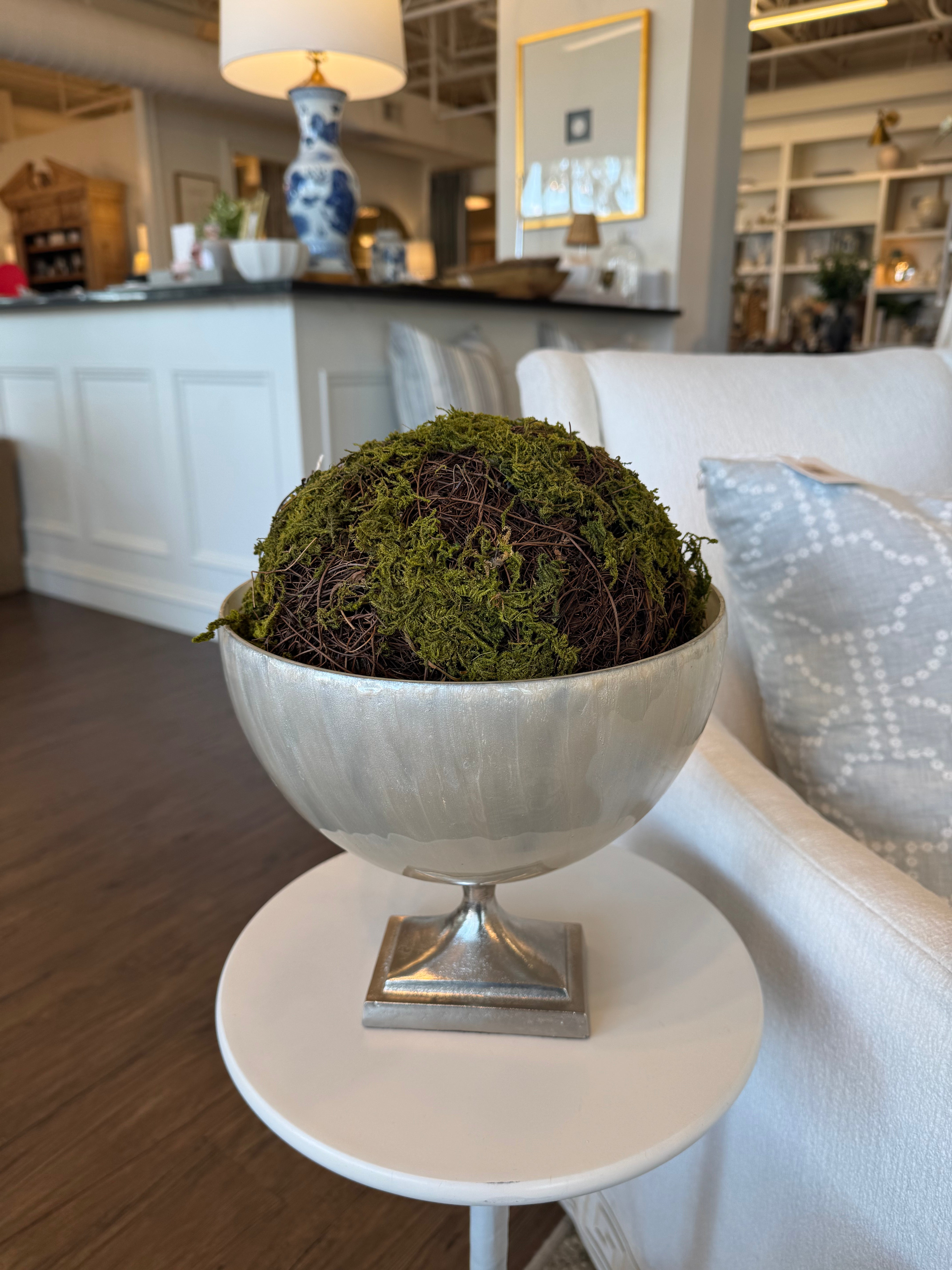 Mossed Angel Vine Orb