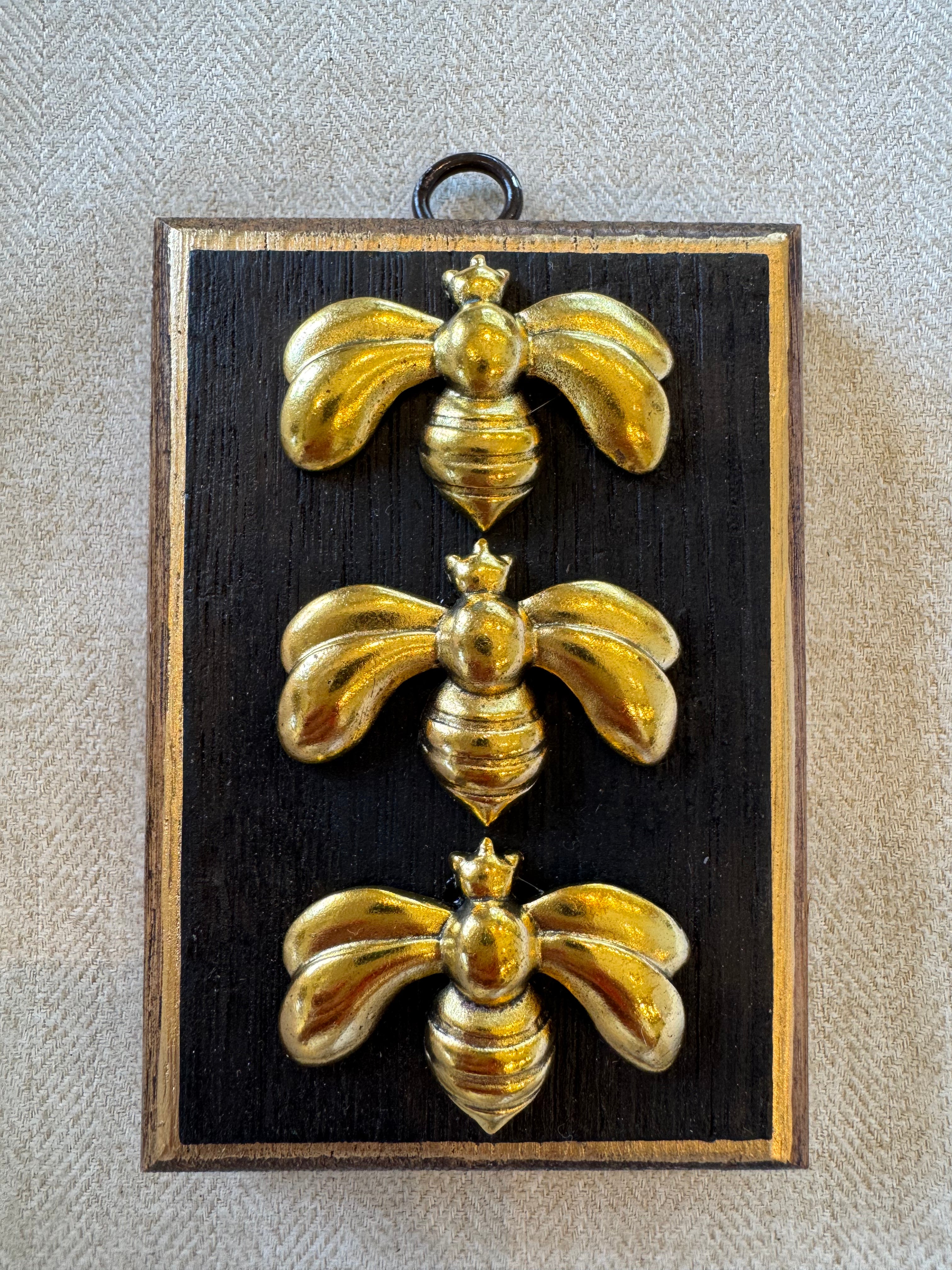 Museum Bee