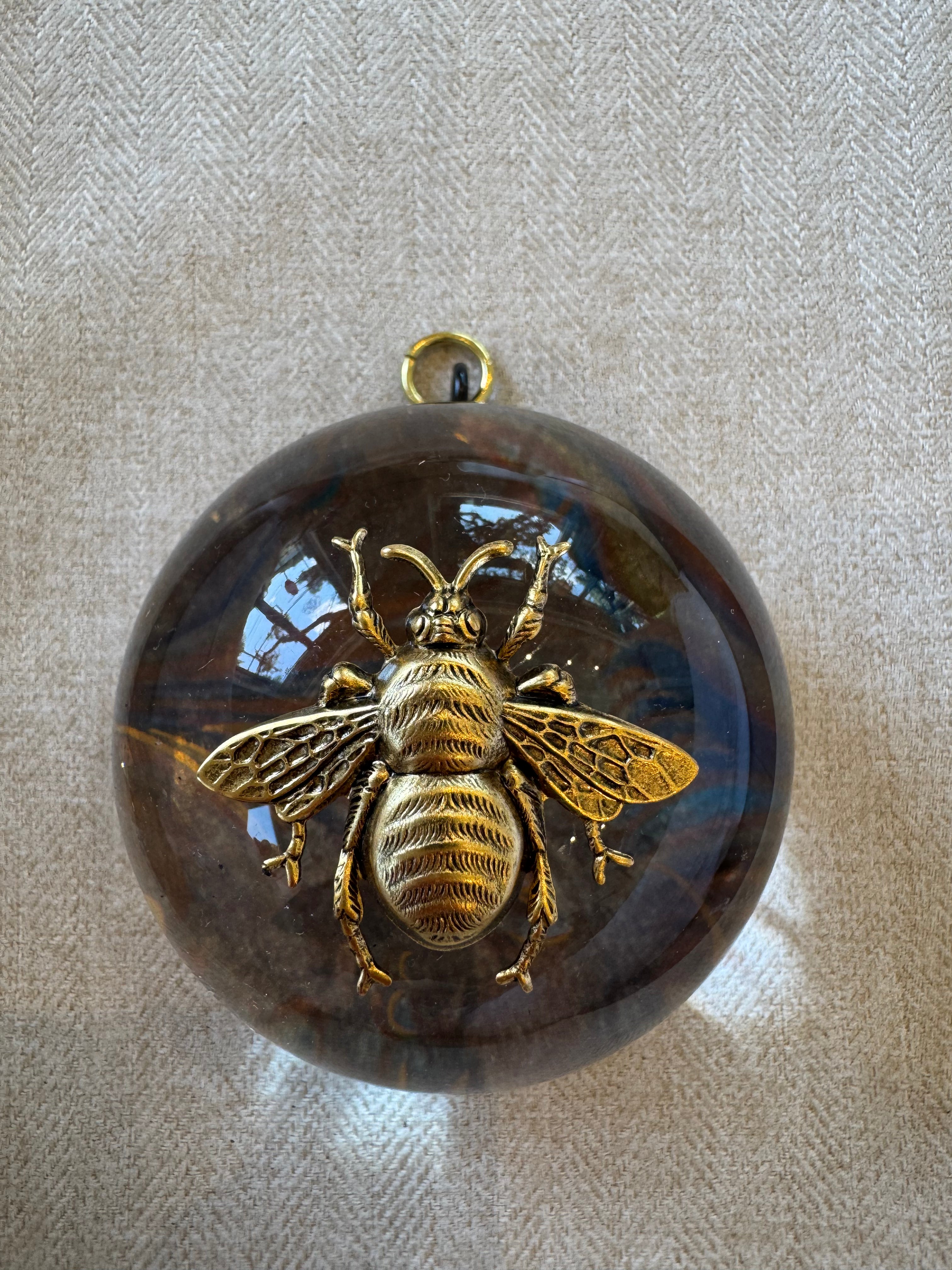 Museum Bee