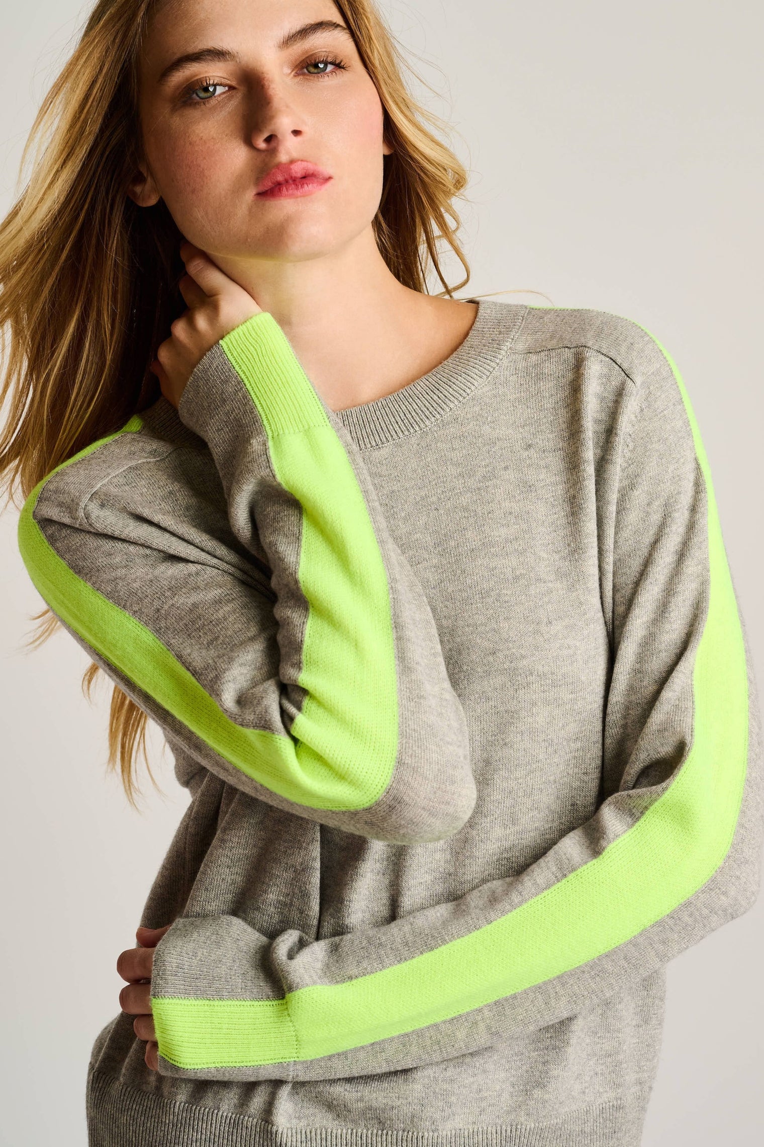 Stripefull Sweater in Fog