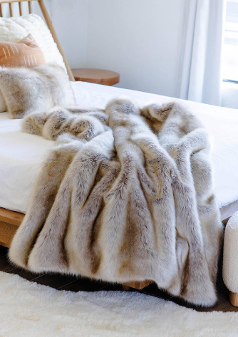 Blonde Fox Faux Fur Throw: Limited Edition