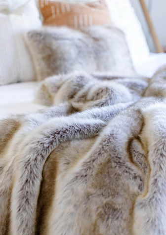 Blonde Fox Faux Fur Throw: Limited Edition