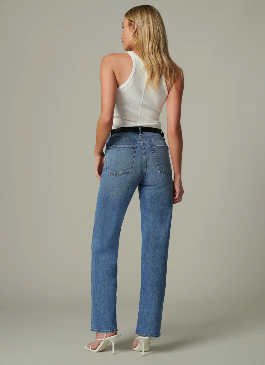 The Margot Straight
