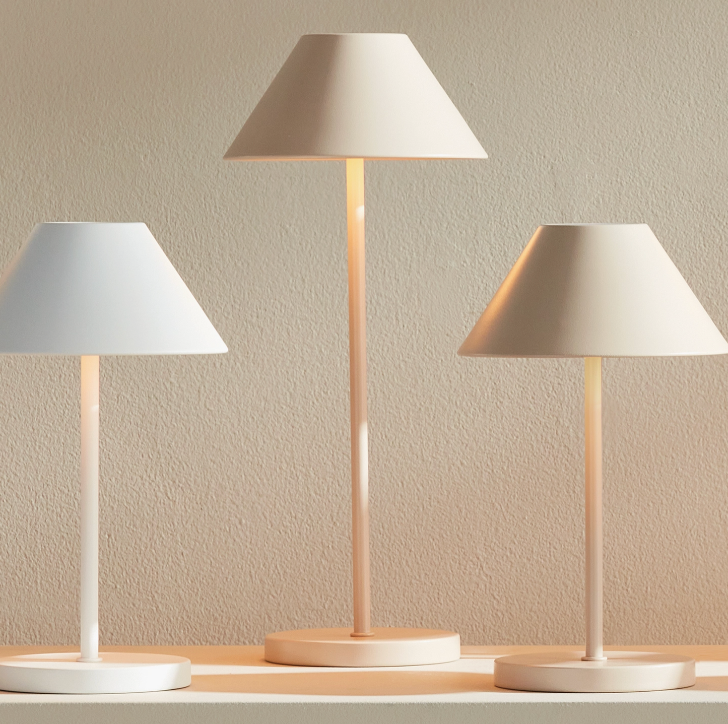 Cordless Portable Lamp