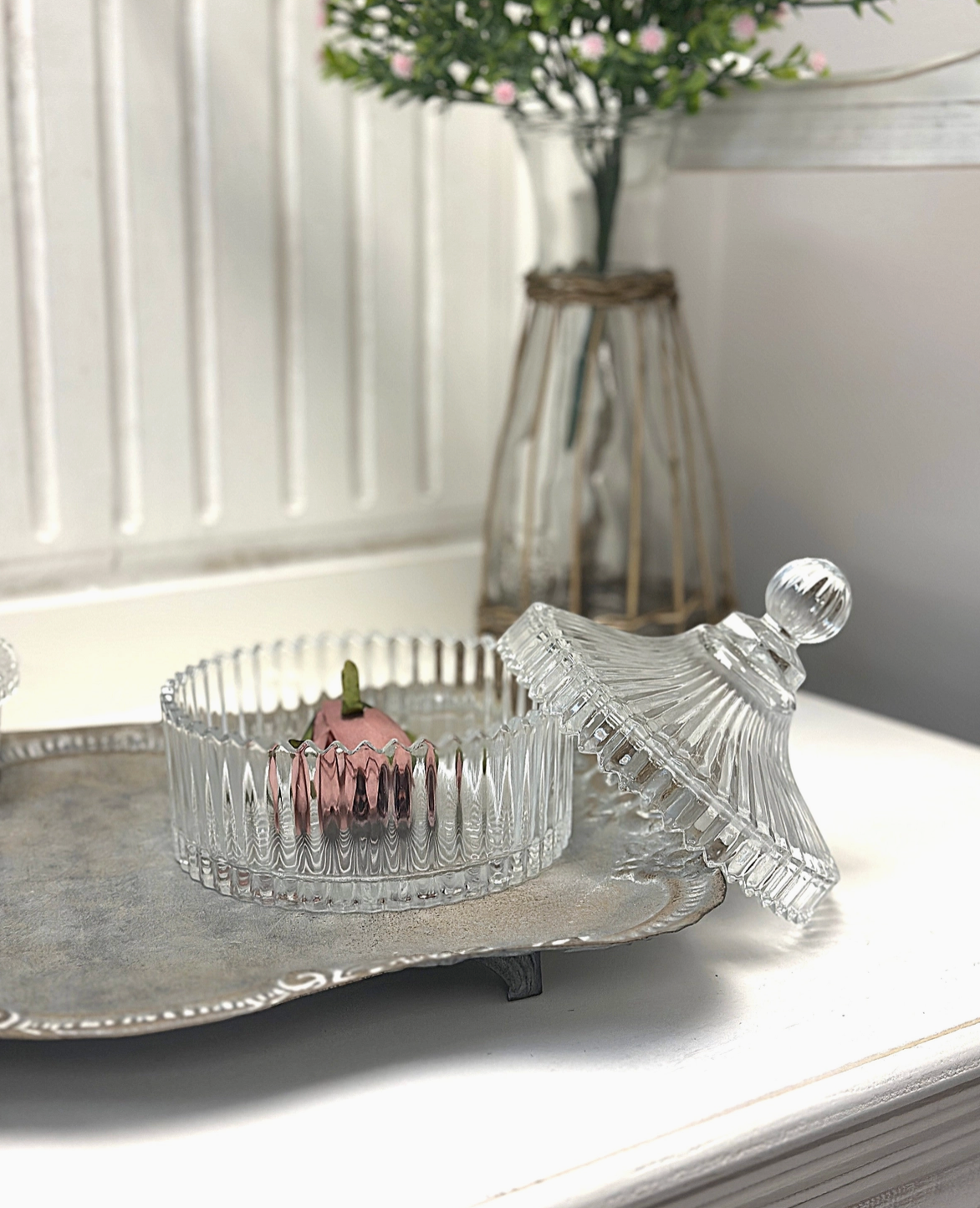 Ribbed Yurt Glass Jar with Lid