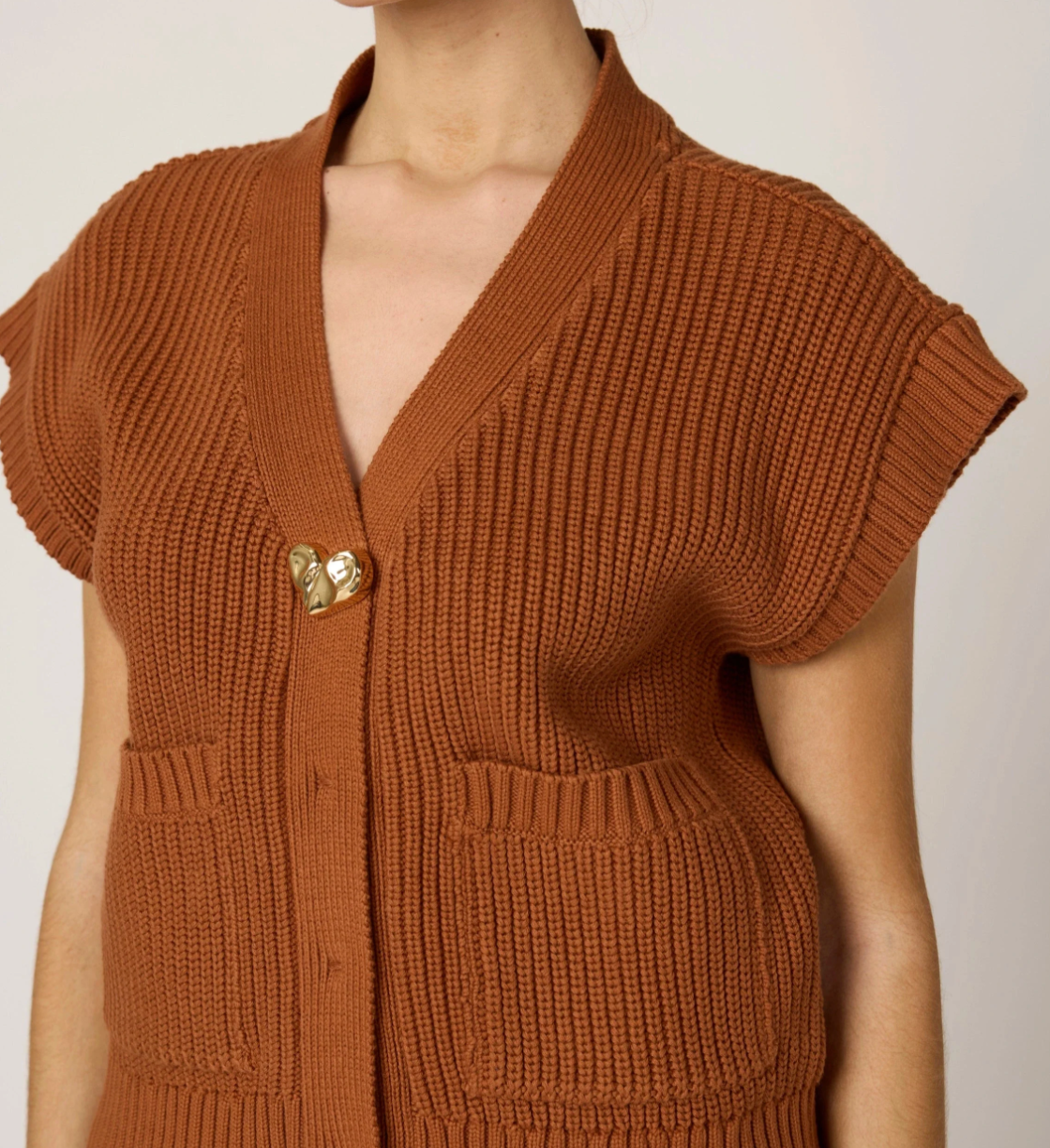 Cuore Sweater Vest