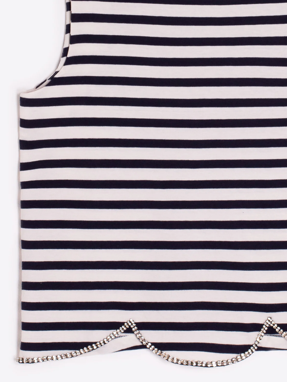 Wavy Hem Sleeveless Sailor Top