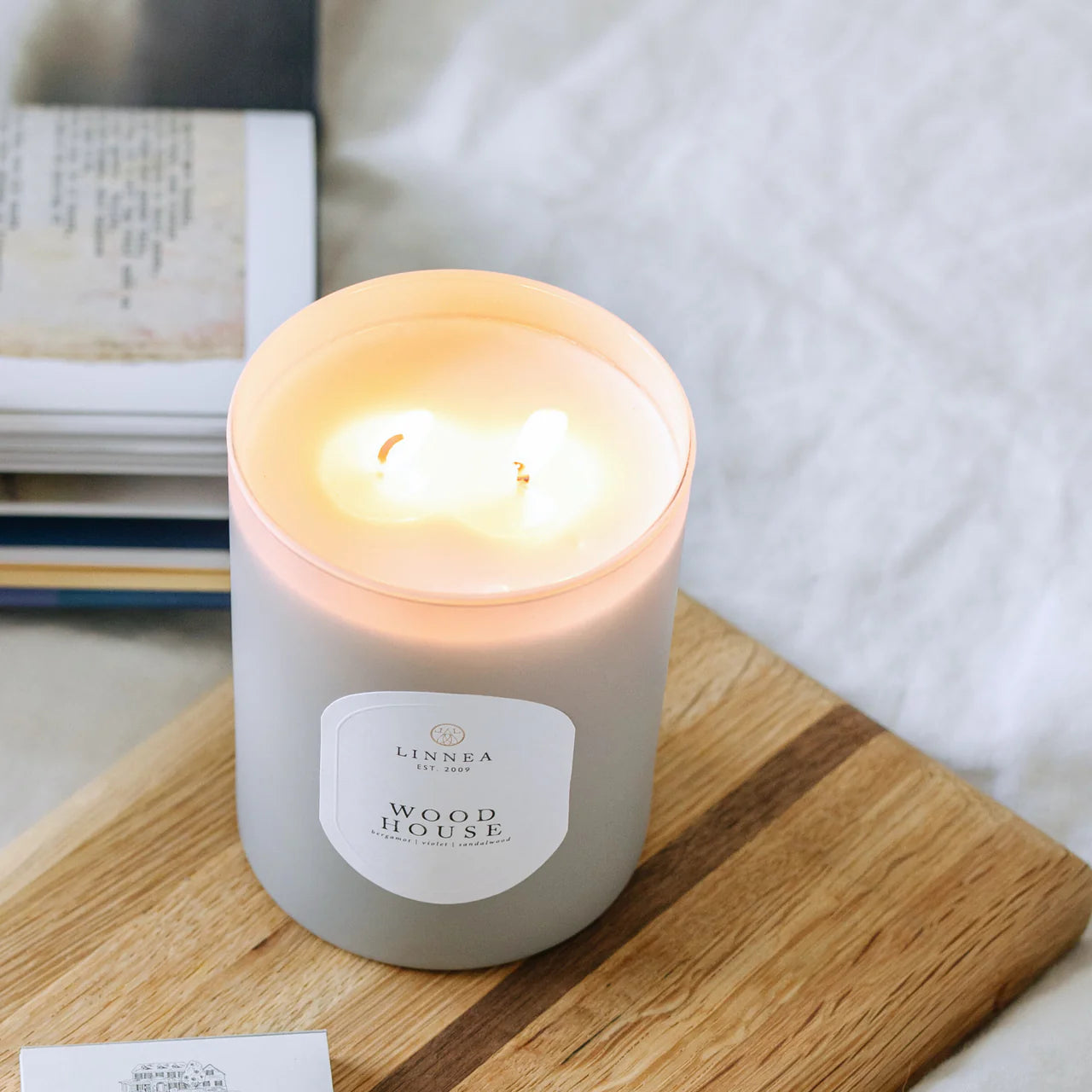 Wood House 2 Wick Candle