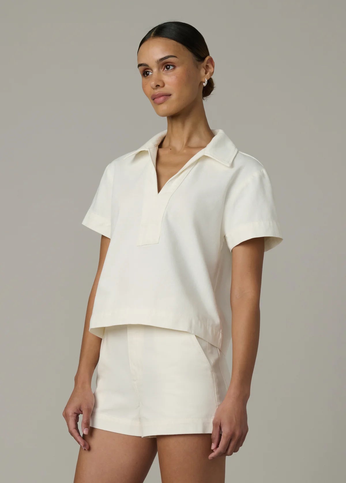 The Lillian Denim Popover Shirt in Milk
