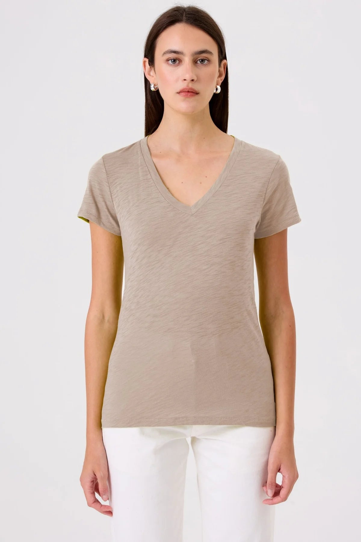 Signature Slub V Neck in String