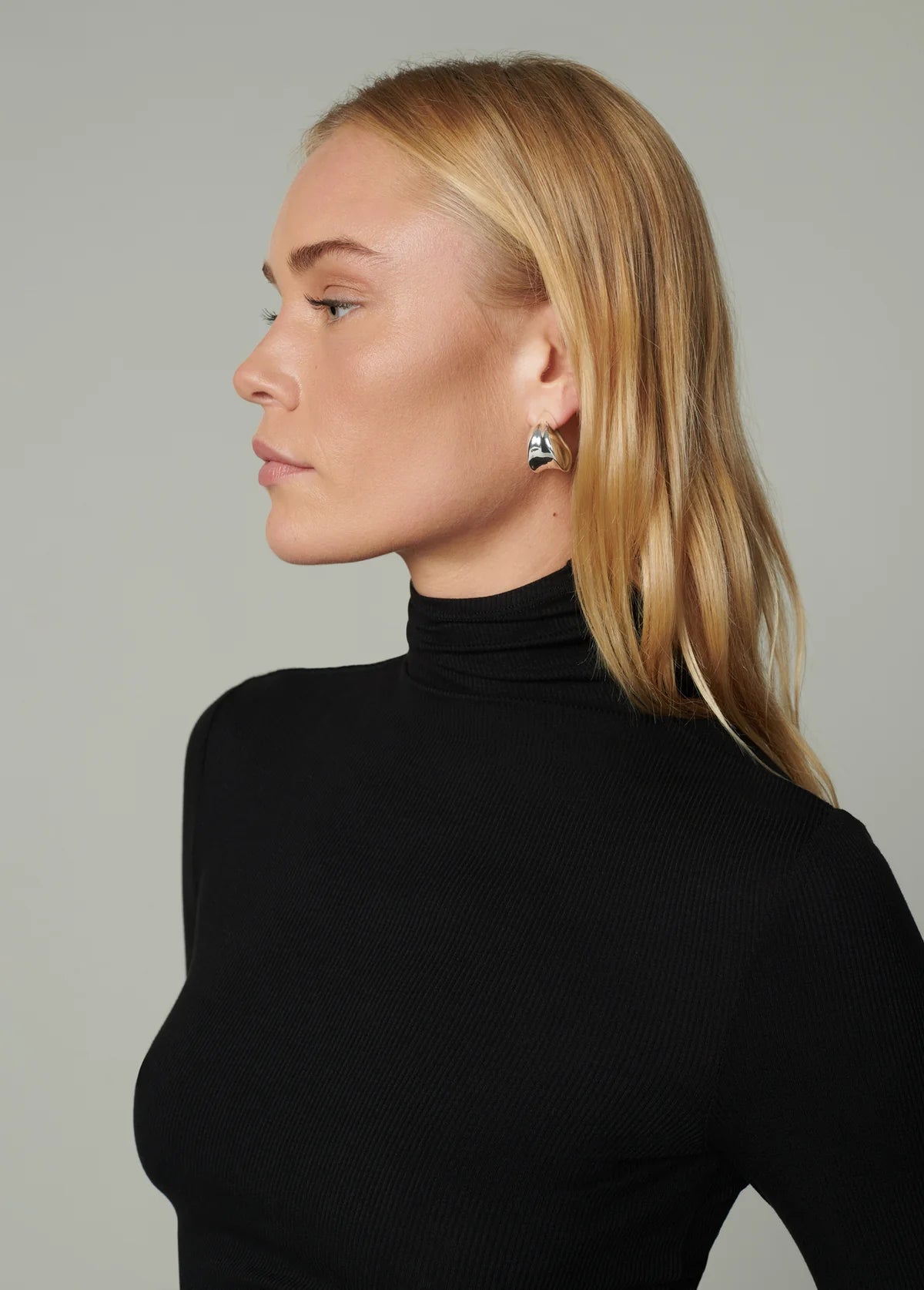 The Tony Long Sleeve Top in Black