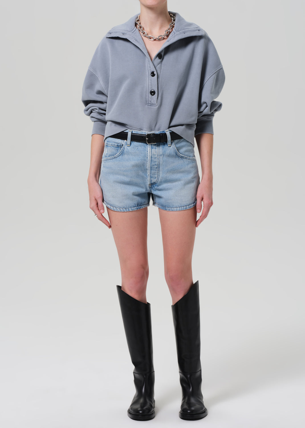 Abita Curved Hem Short