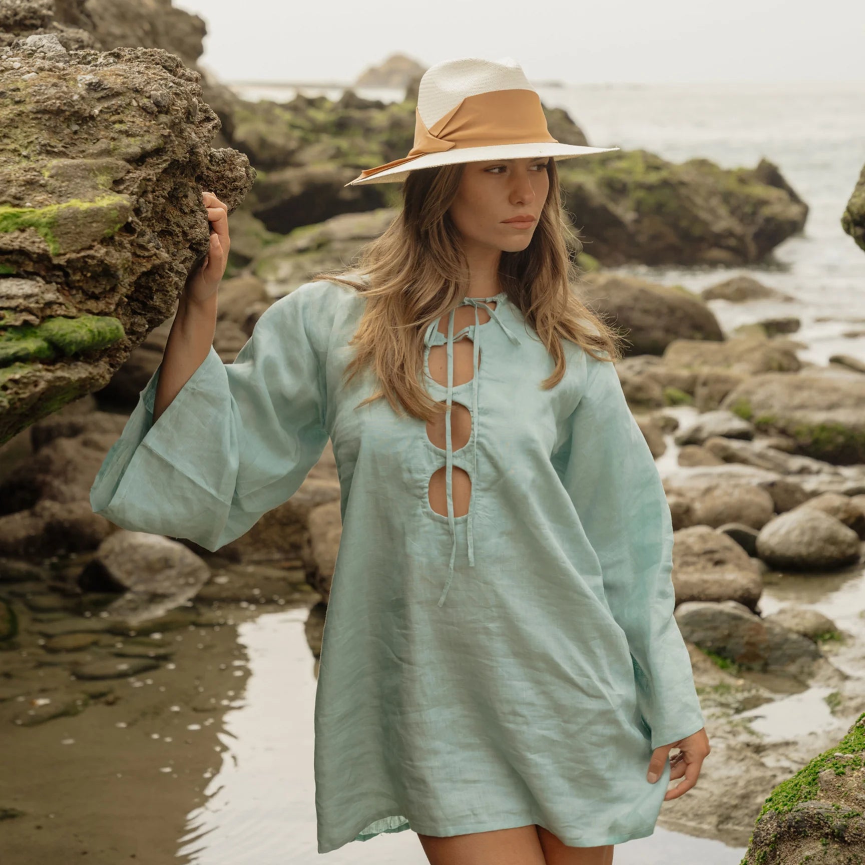 Gardenia Hat: White/Tan