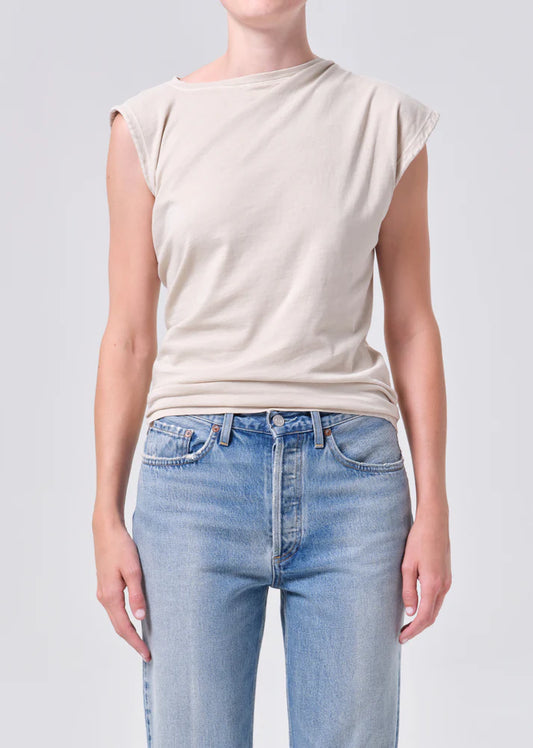 Beth Tee in Rice Grass