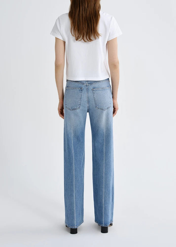Harper Straight Jean in Outlook
