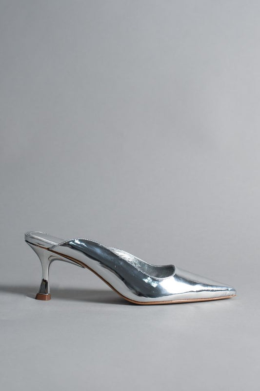 Alma Asymmetrical Leather Mule