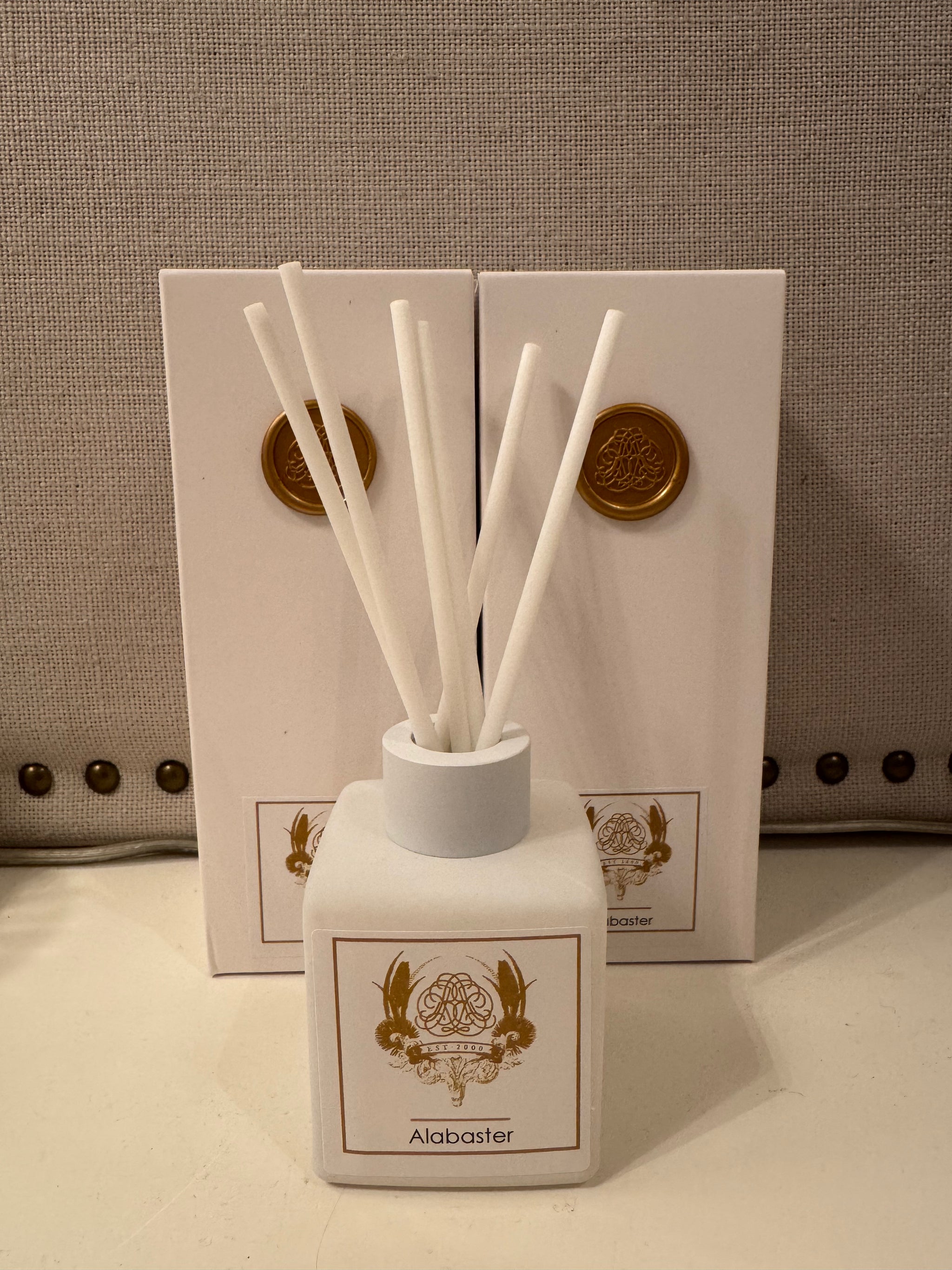 Mini Alabaster Luxury Diffuser Set