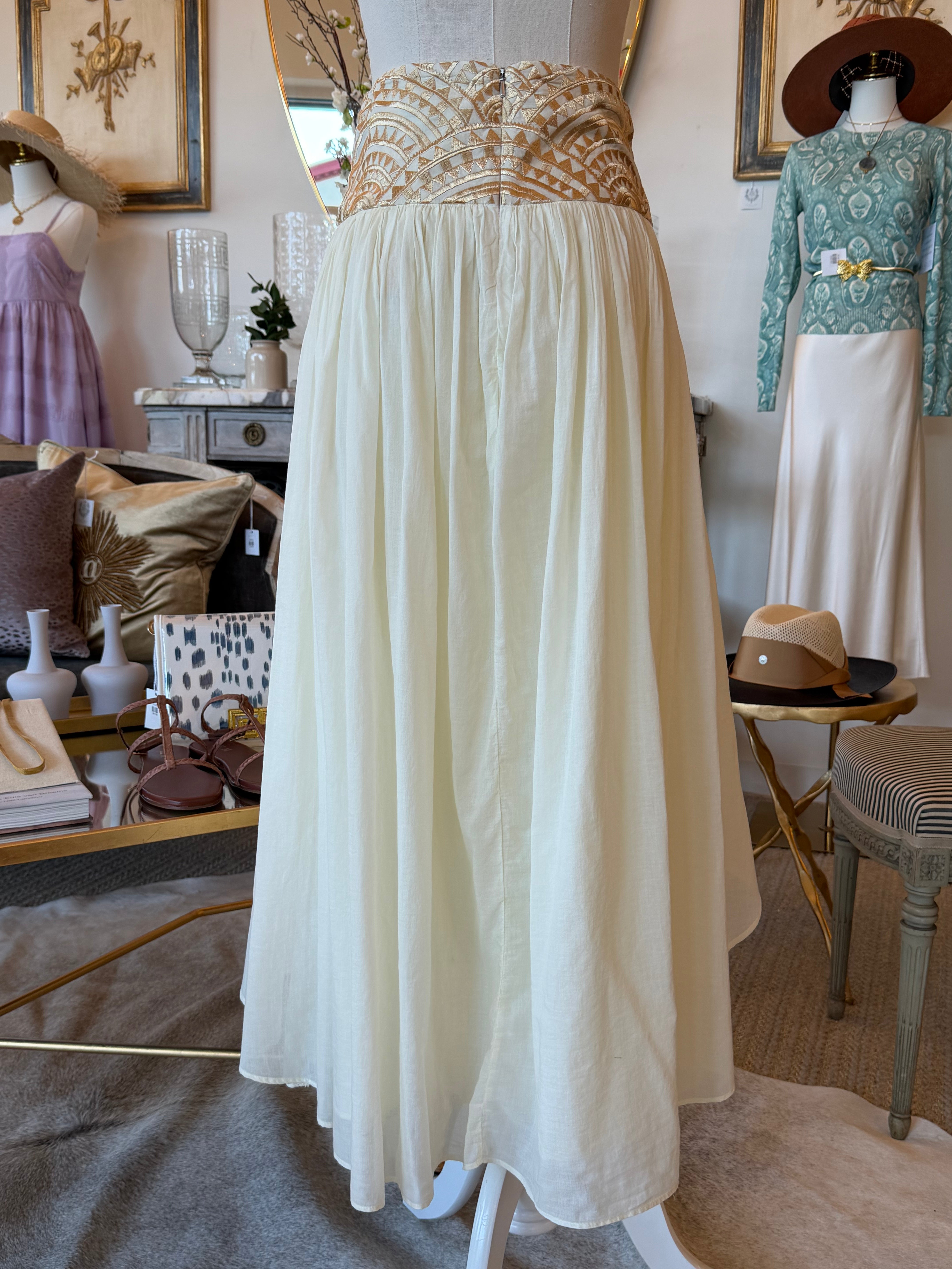 Triangle Embroidered Flare Skirt