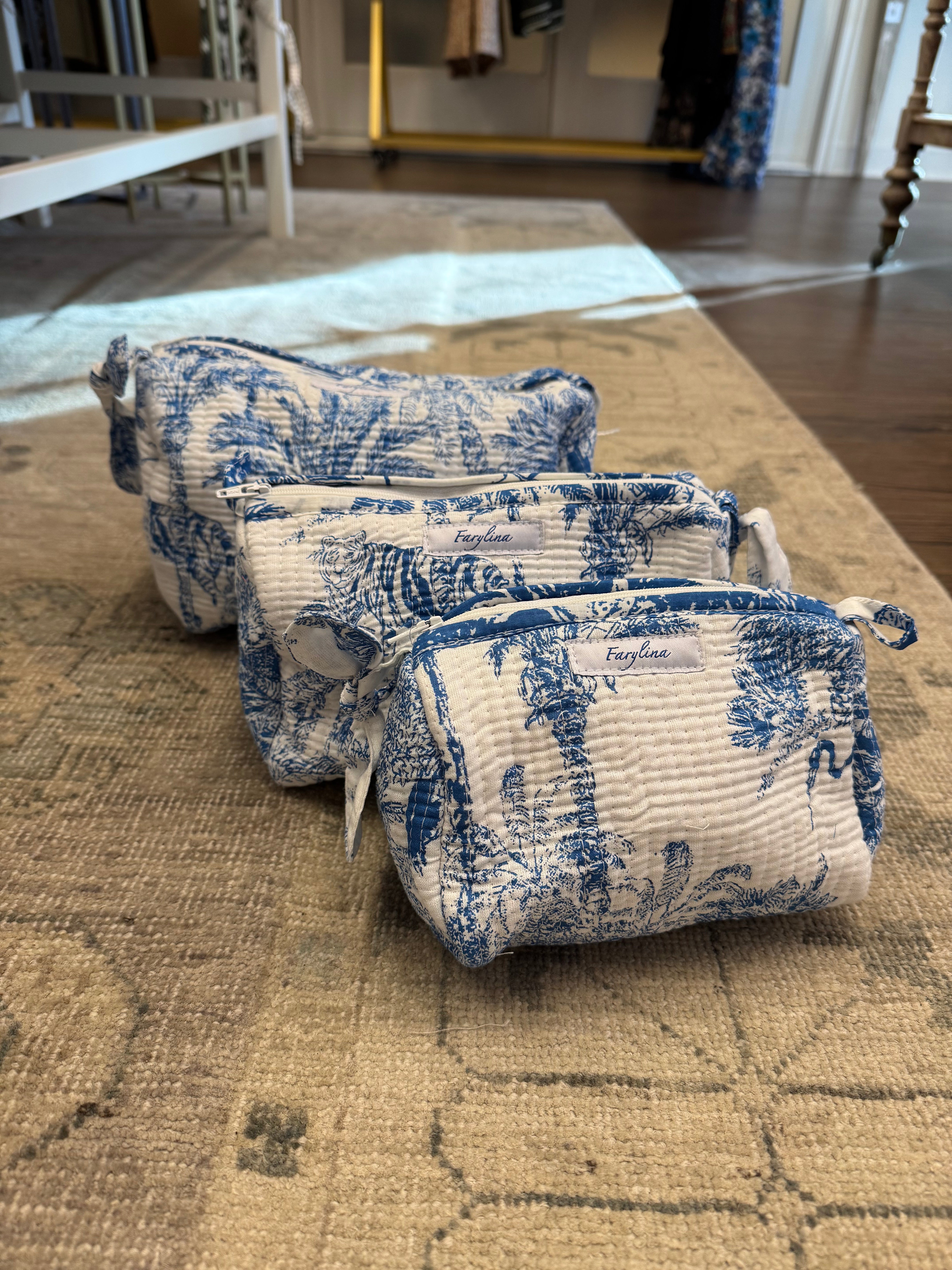 Belle Quilted Toiletry Set