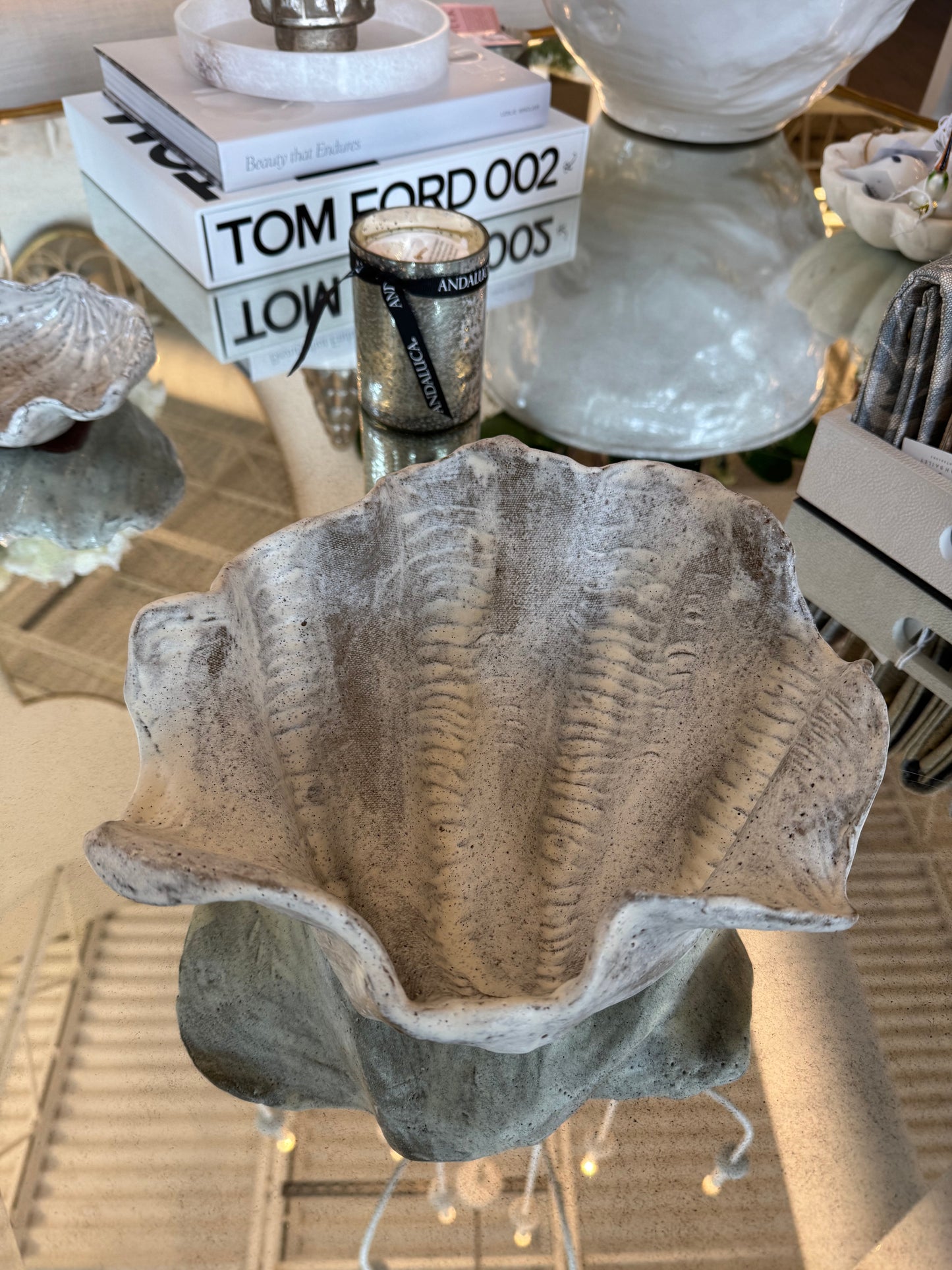 Large Shell Scoop Bowl