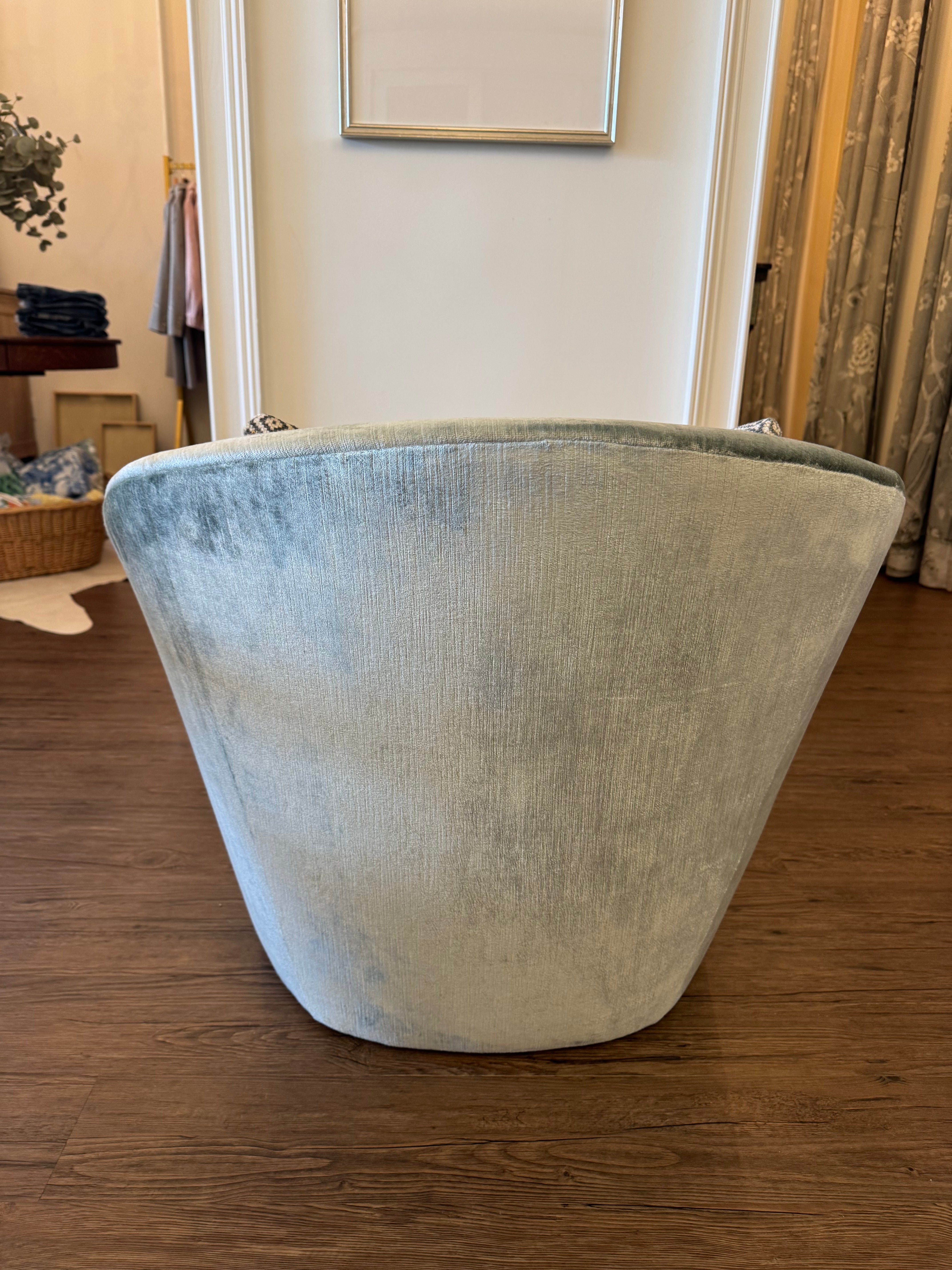 Gemma Swivel Chair