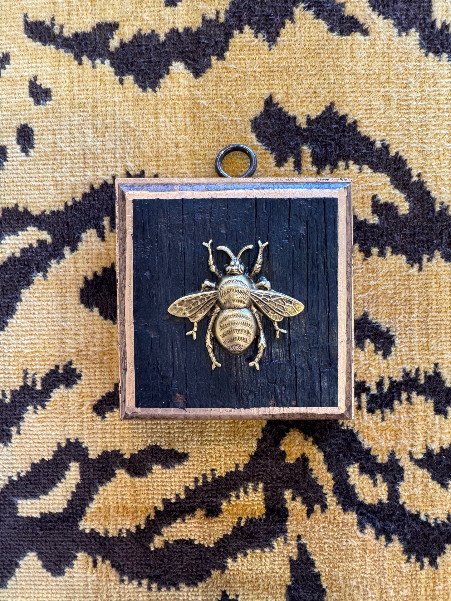 Museum Bee