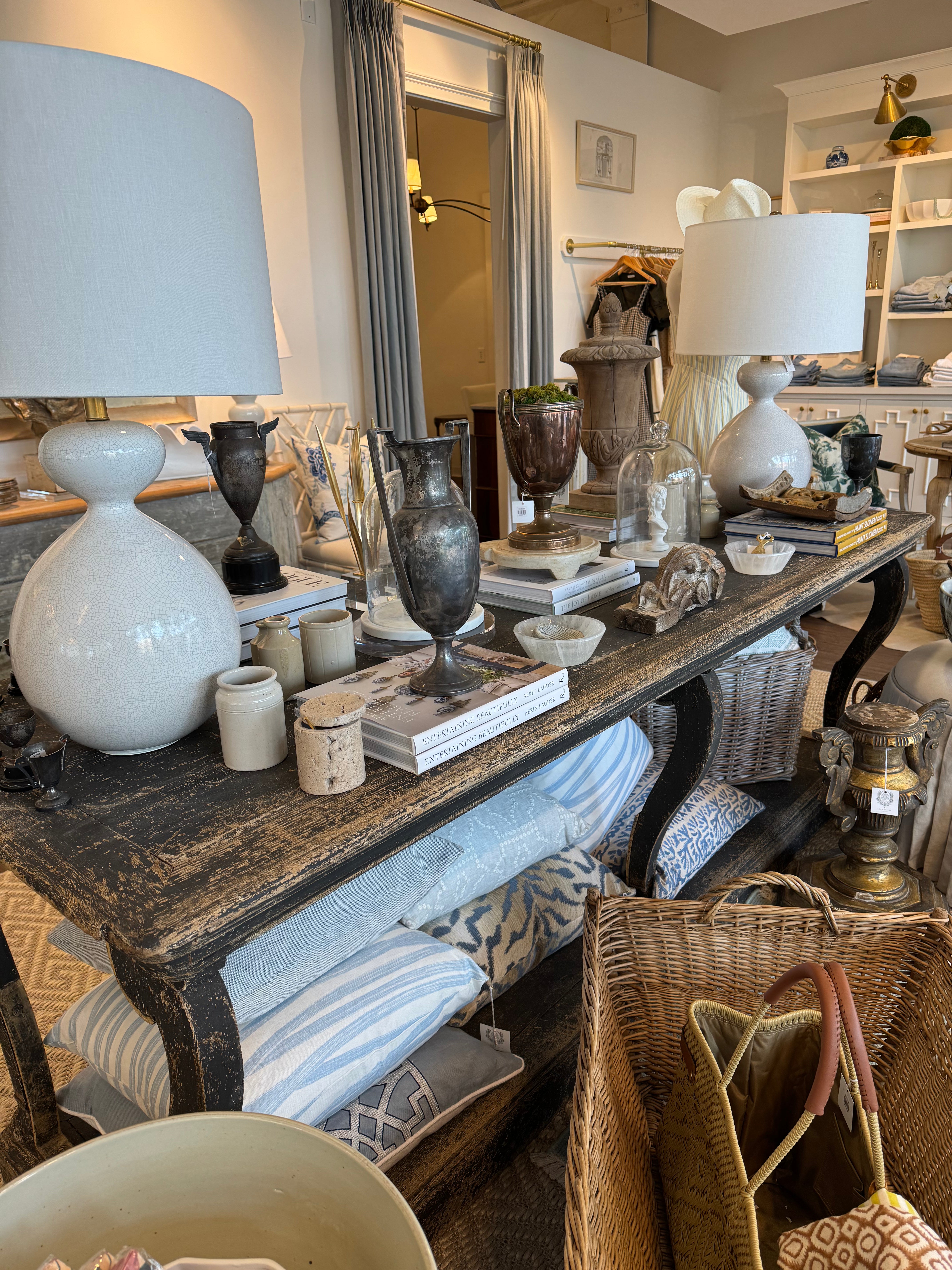 Italian Draperie Table