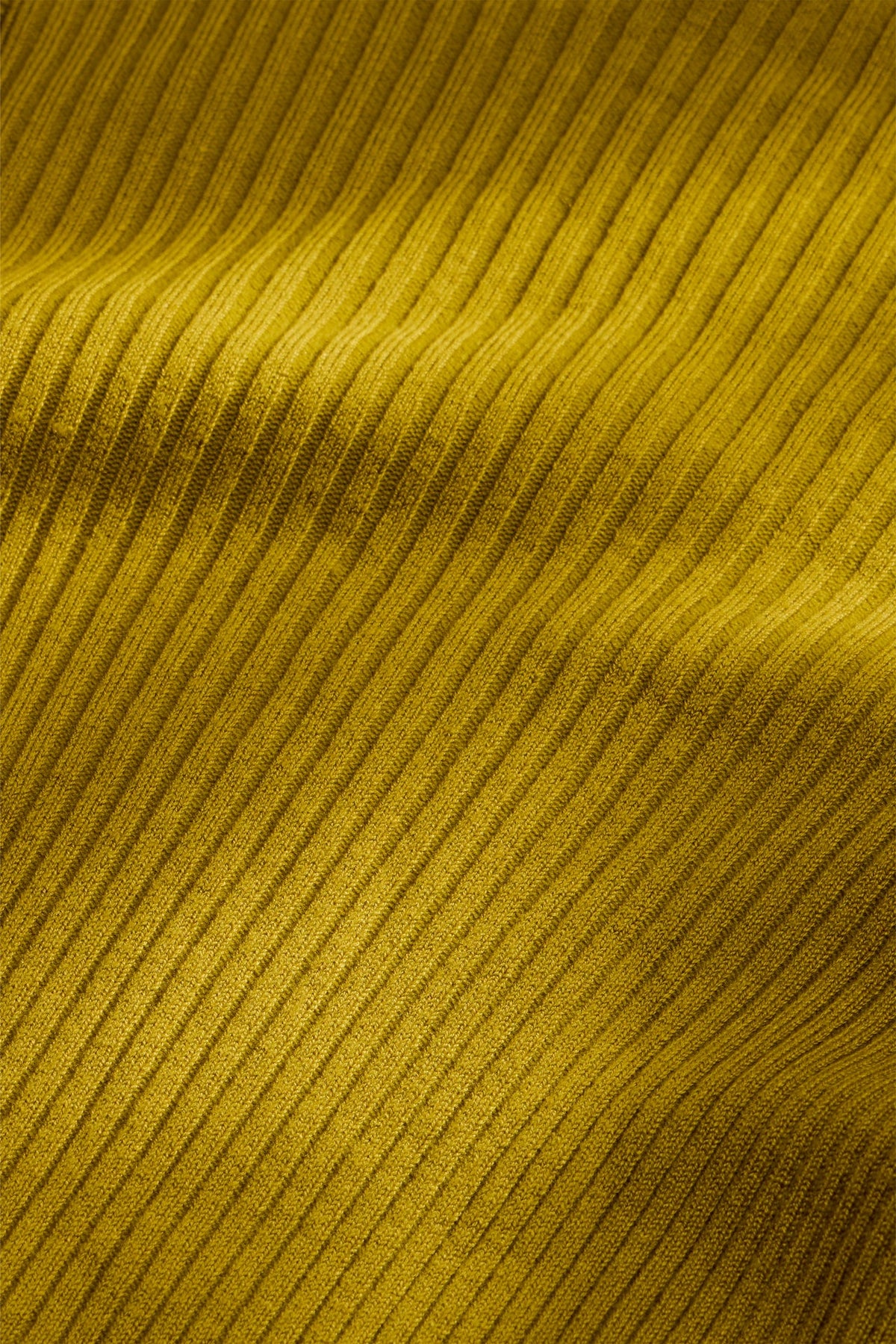 Tinley Turtleneck in Willow