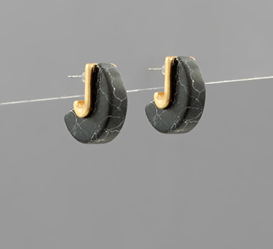 Stone Cut Disc Earrings