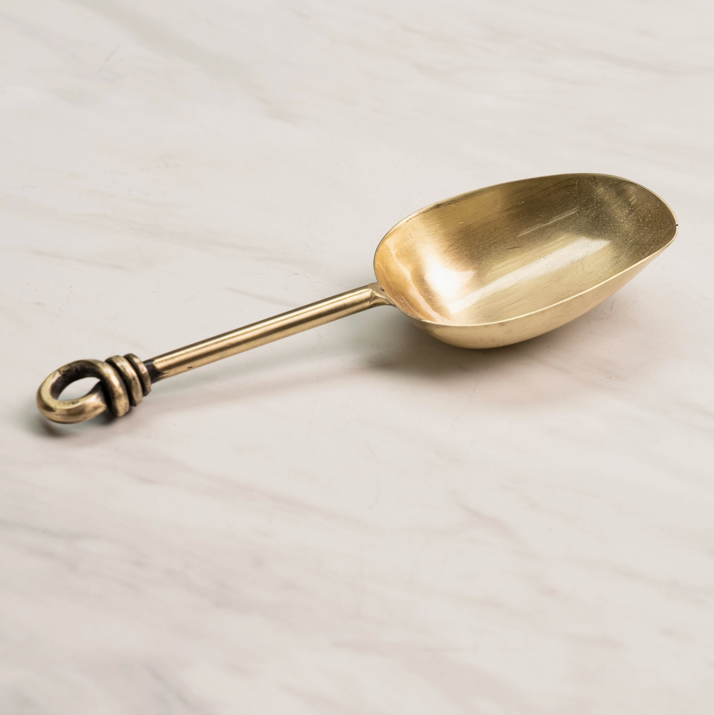 Golden Knot Ice Scoop