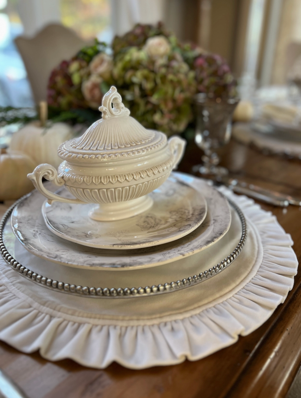 Finezza Small Oval Soup Tureen