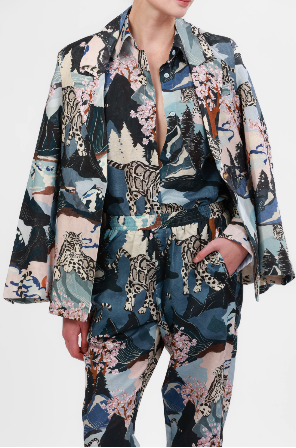 Blazer Snow Leopard Blue