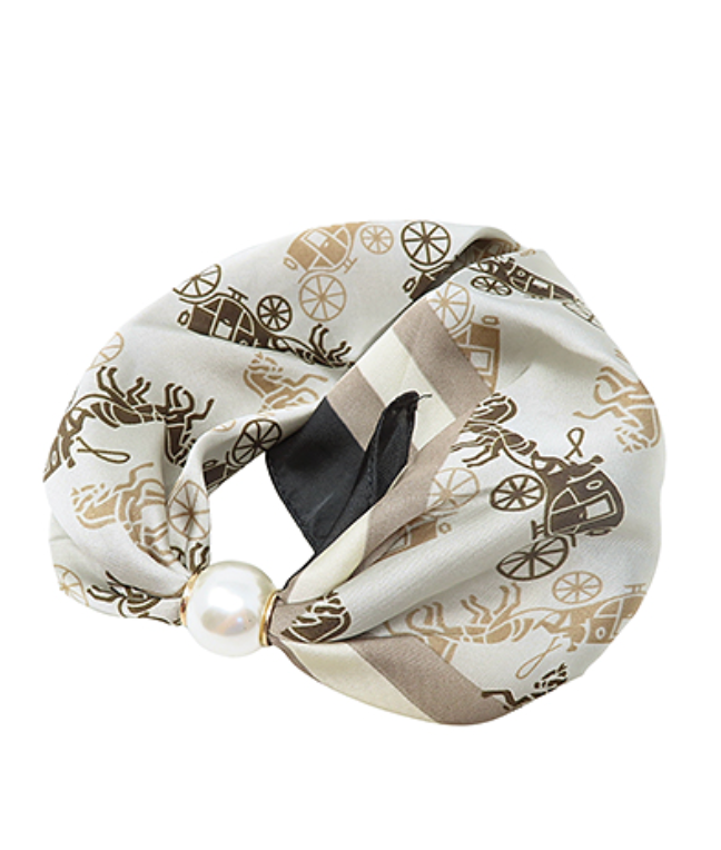 Pearl Magnetic Scarf Necklace-Carriage