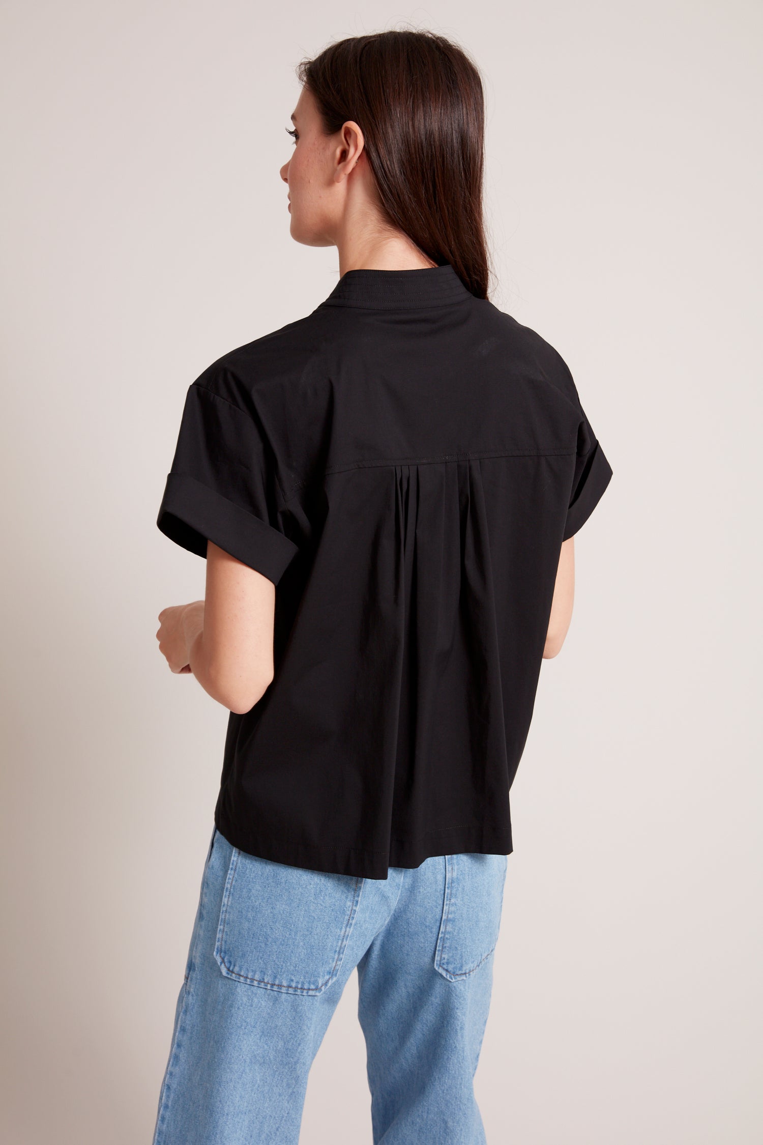 Theo Short Pullover Cap Sleeve Shirt