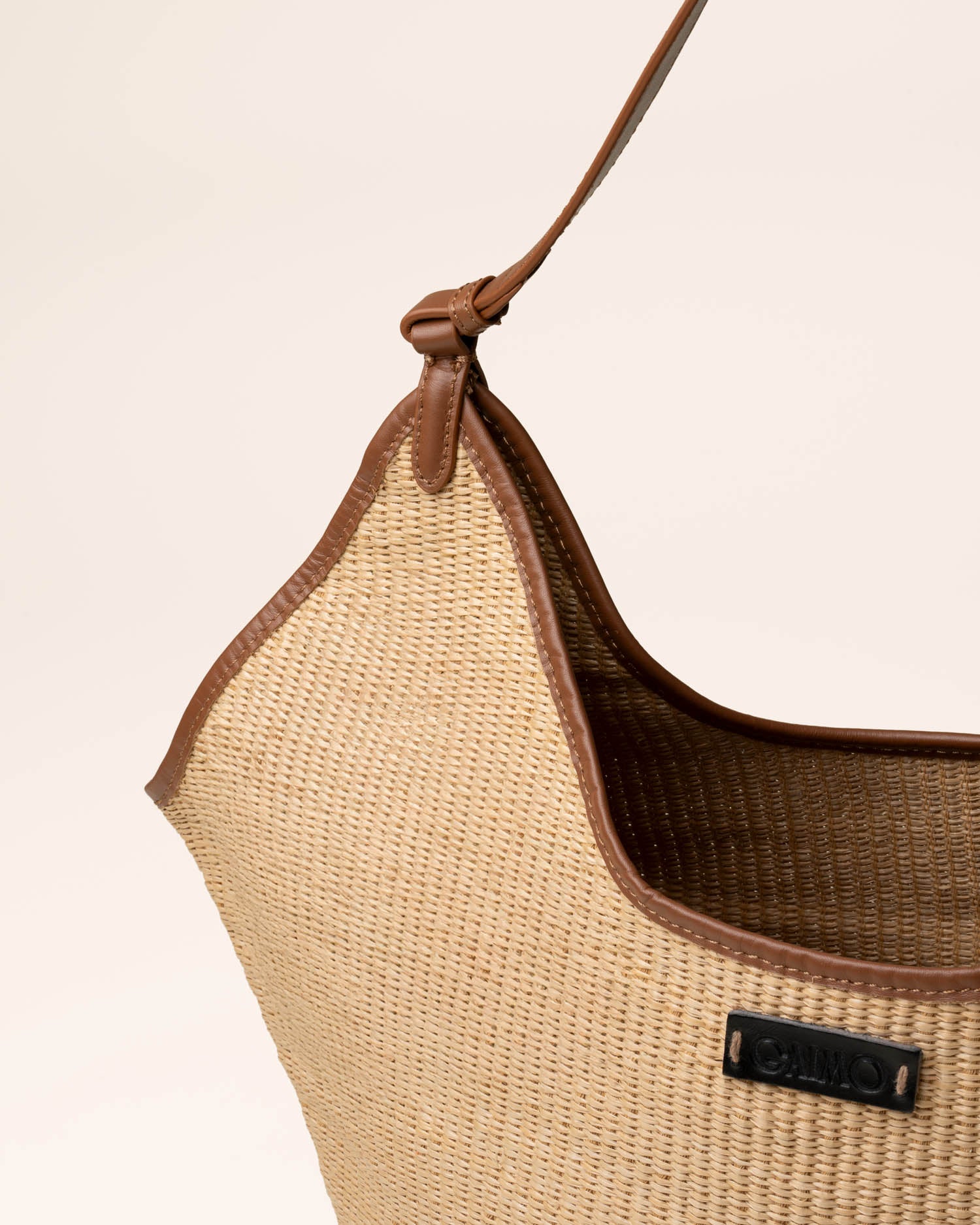 Nalda Bag in Beige