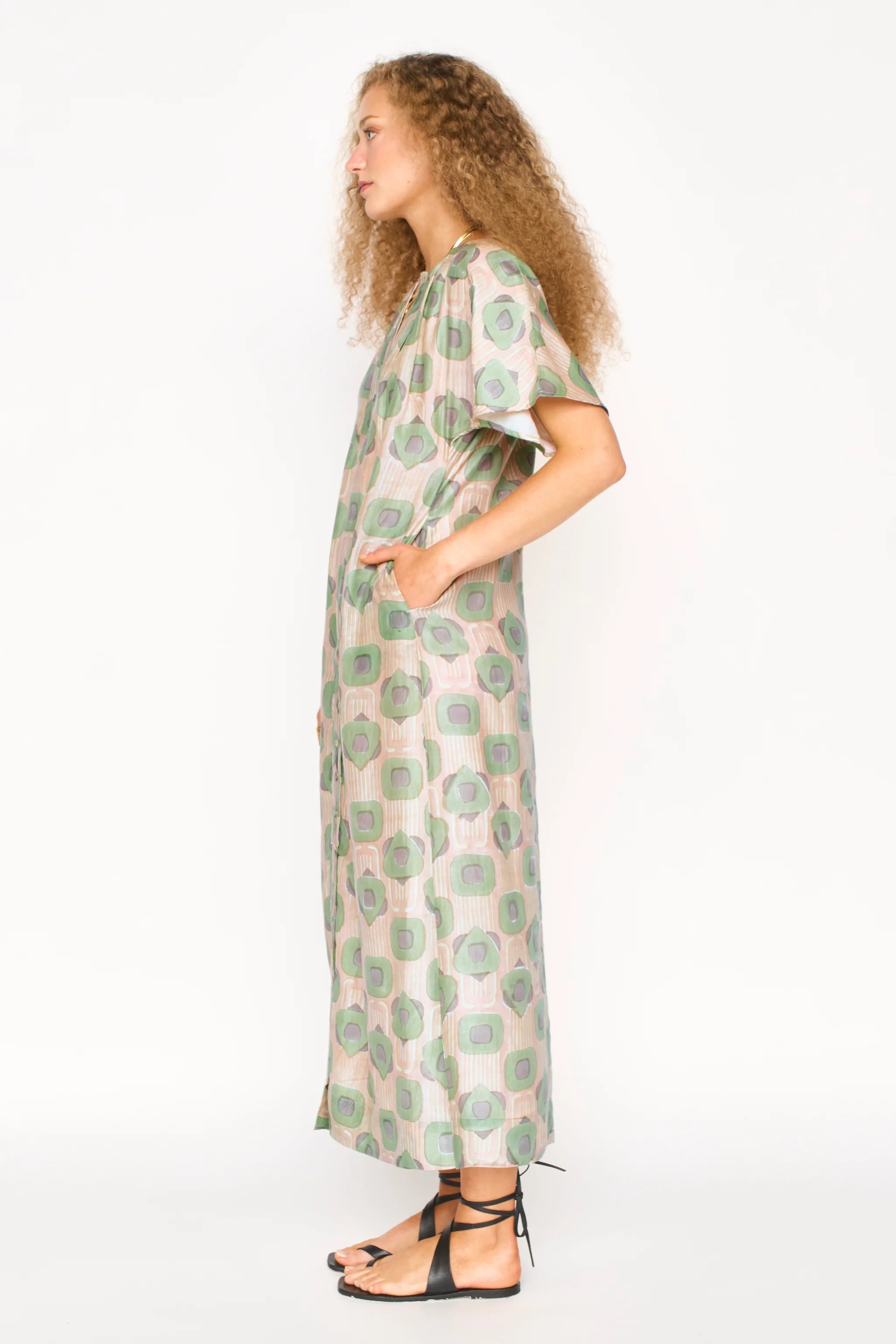 Lostine Dress in Stony Coeur