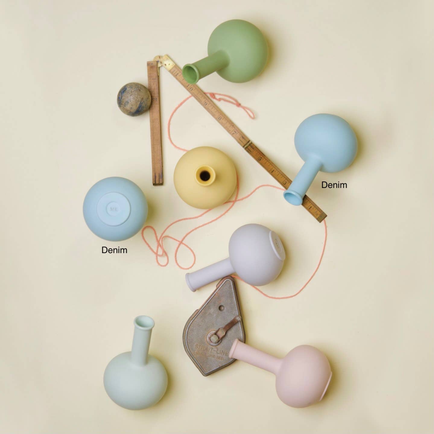 Matte Porcelain Mini Beauty Vase