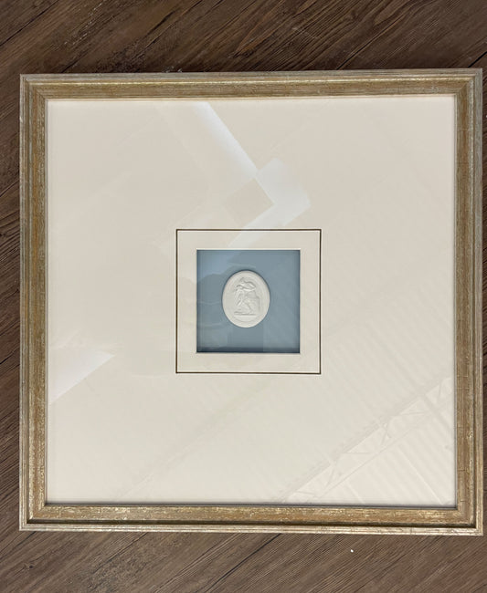 Large Single Intaglio on Blue Linen with White Mat Gold Groove